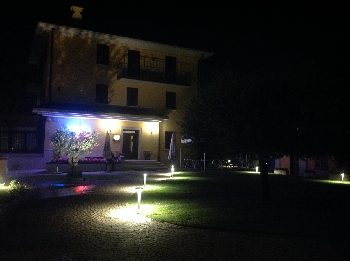 Hotel Panineria Colombera Rossa Брешія Екстер'єр фото