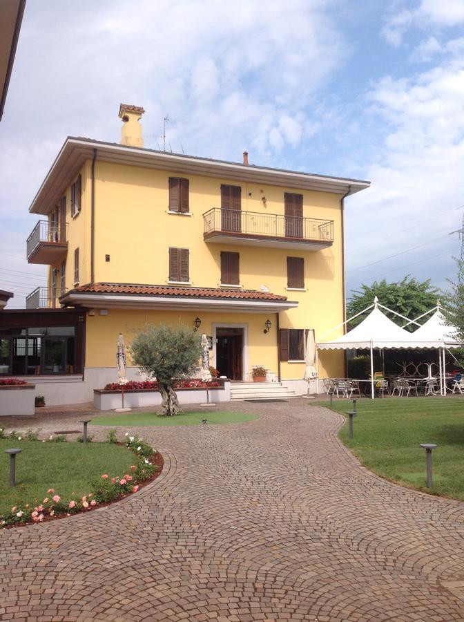 Hotel Panineria Colombera Rossa Брешія Екстер'єр фото